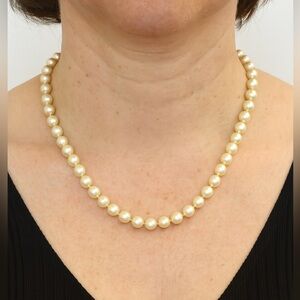 Vintage Cultured SEAWATER  Pearl Necklace w/ Silver Clasp